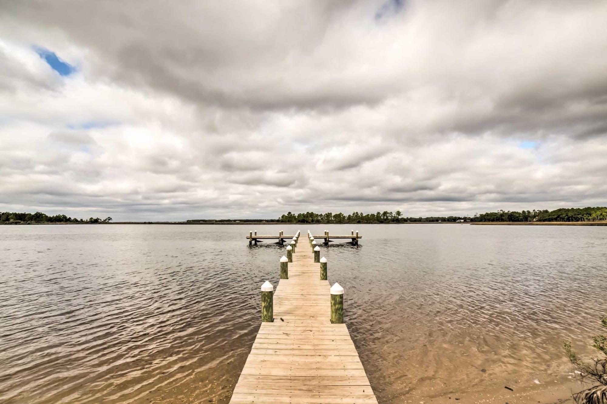Unique Milton Home with Fire Pit, Dock&Grill! Extérieur photo